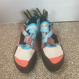 La Sportiva Climbing Shoes Women’s Oxygym washable Pre-Owned Good Condition.